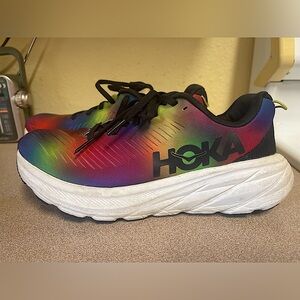 Hoka Rincón 3 rainbow/multi size 8 womens
